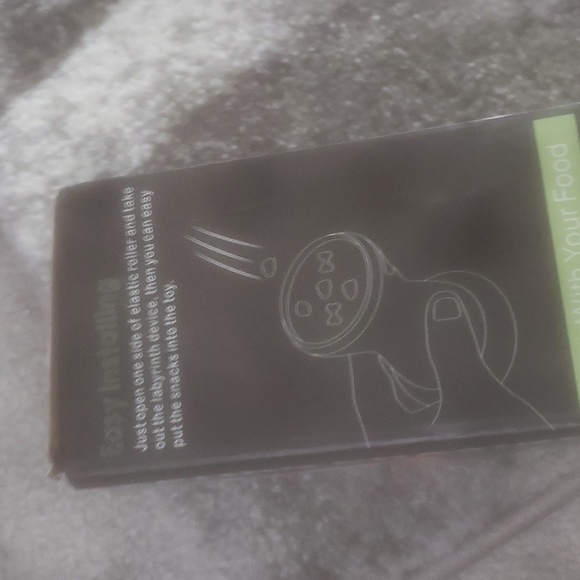 Eating chasing - Picture 2 of 3